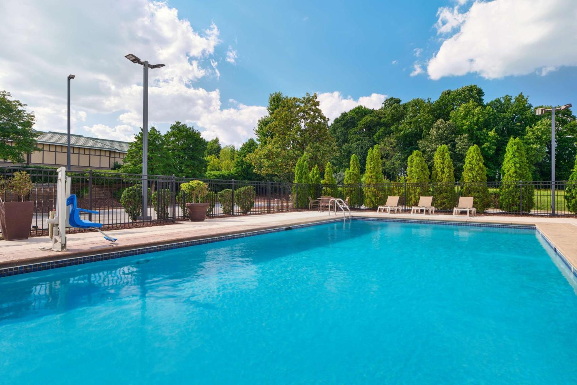 Hyatt Place Greensboro Dış mekan fotoğraf
