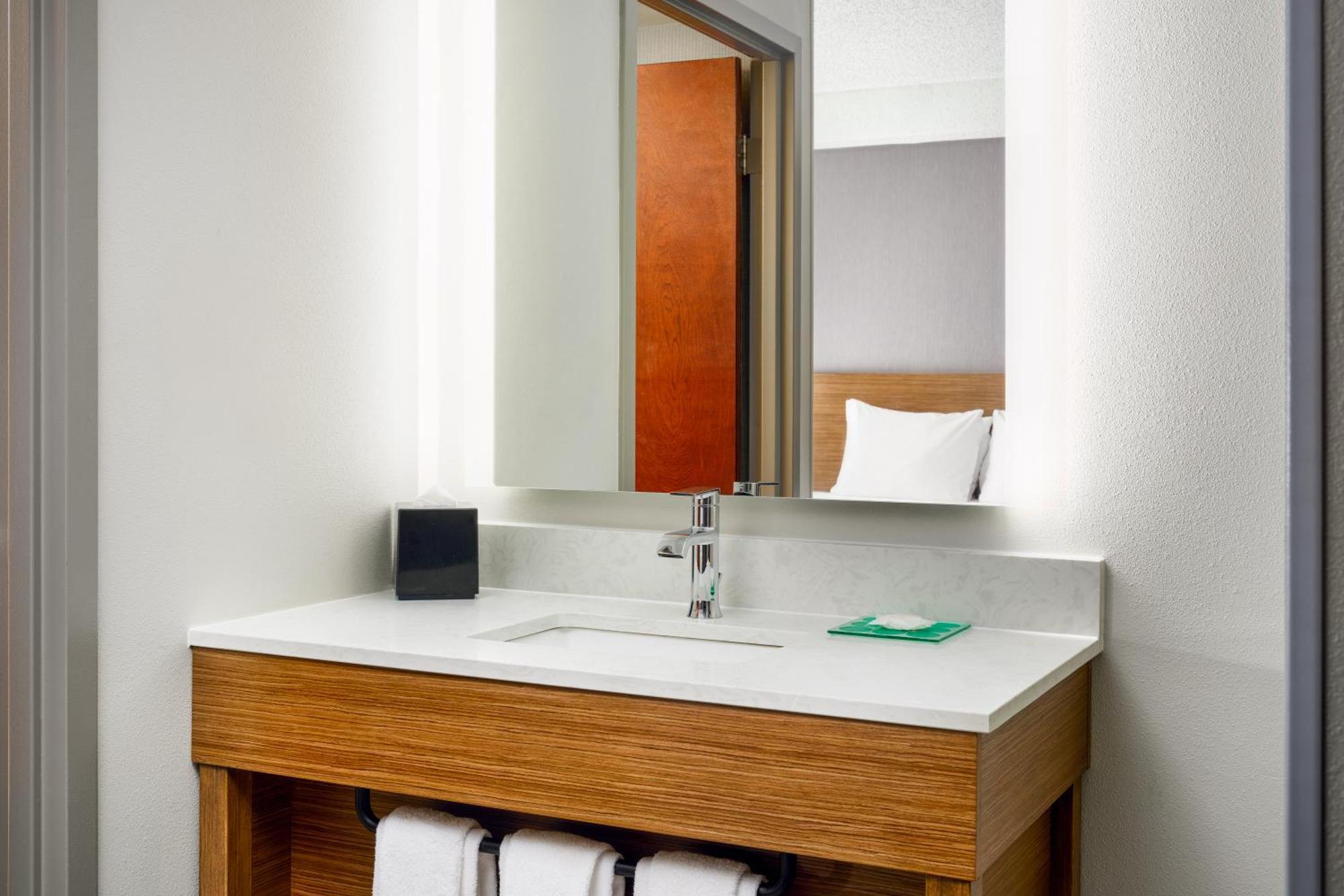 Hyatt Place Greensboro Dış mekan fotoğraf